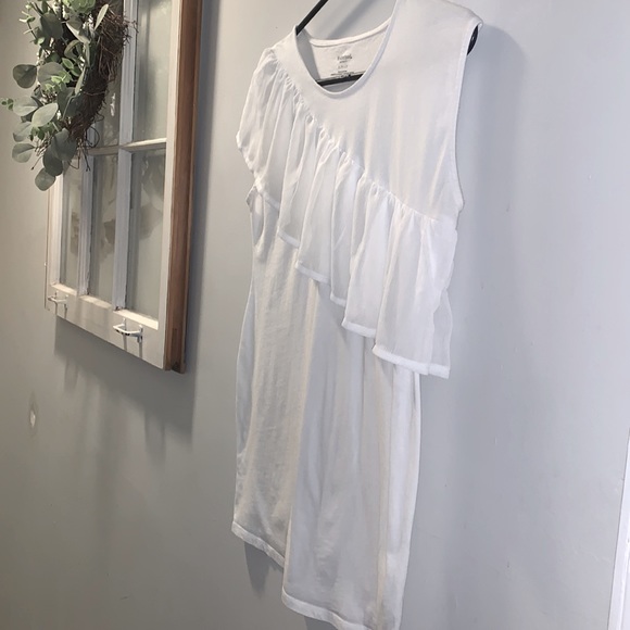 #20 DAWN•Motherhood Maternity White Blouse - Picture 2 of 5